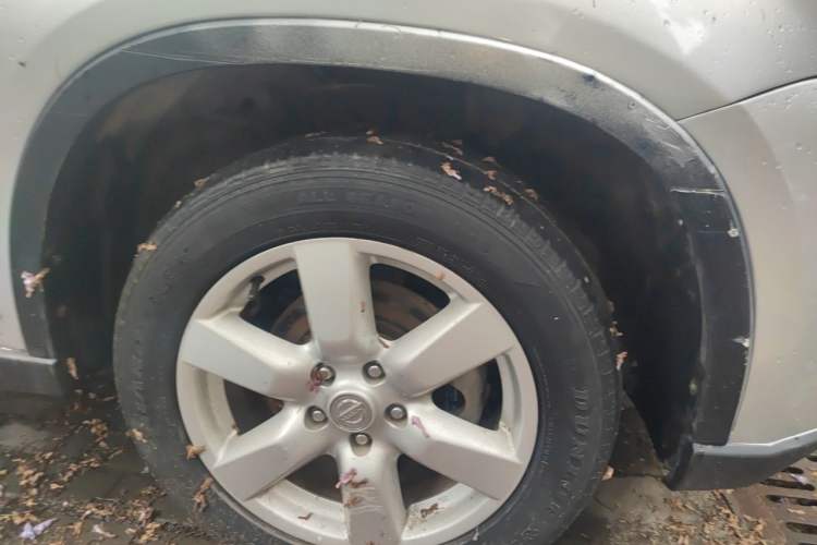 Used Nissan X-Trail 2010 2.5L CVT Ultimate Edition 4WD Right Front Wheel Hub