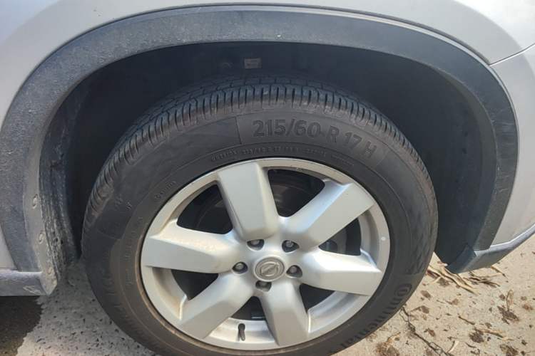 Used Nissan X-Trail 2010 2.5L CVT Luxury Edition 4WD Right Front Wheel Hub
