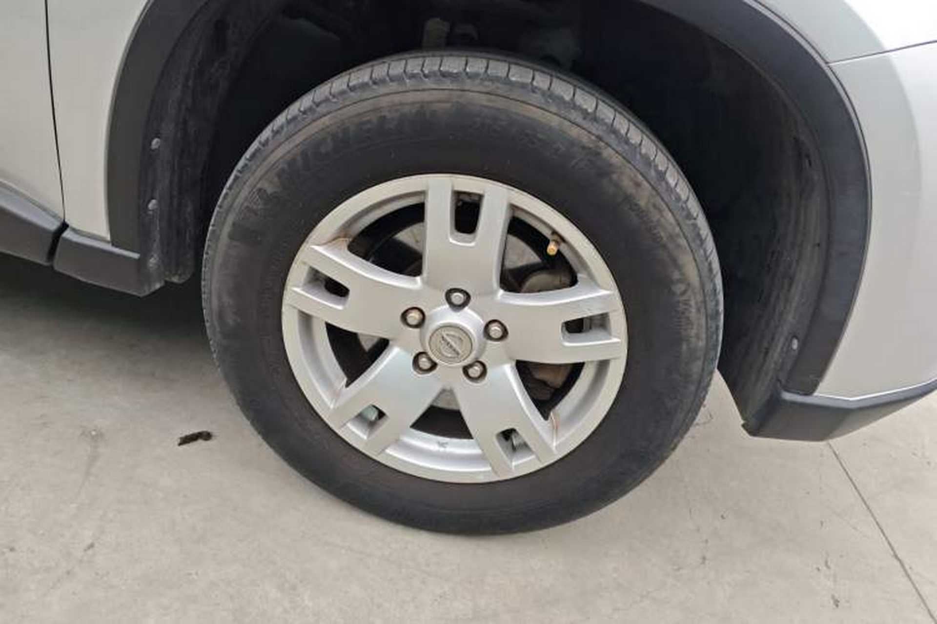 Used Nissan X-Trail 2010 2.0L CVT Comfort Edition 4WD Right Front Wheel Hub
