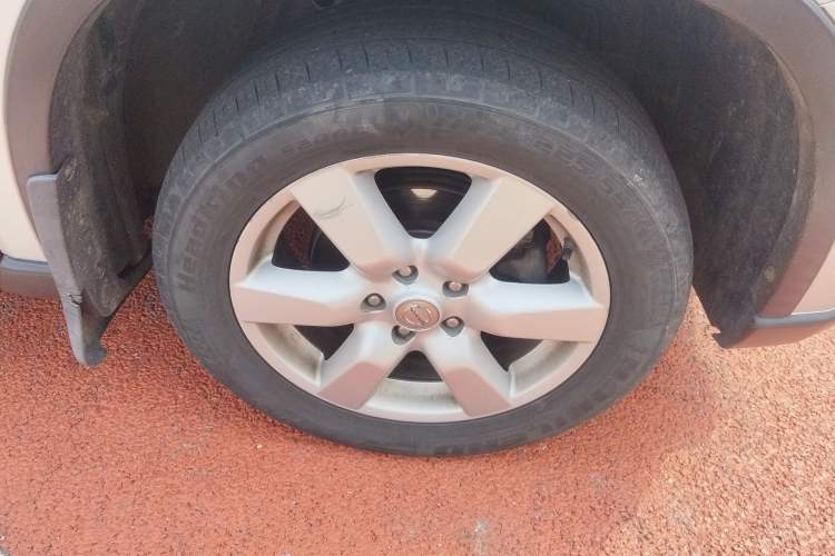 Used Nissan X-Trail 2010 2.5L CVT Luxury Edition 4WD Right Front Wheel Hub