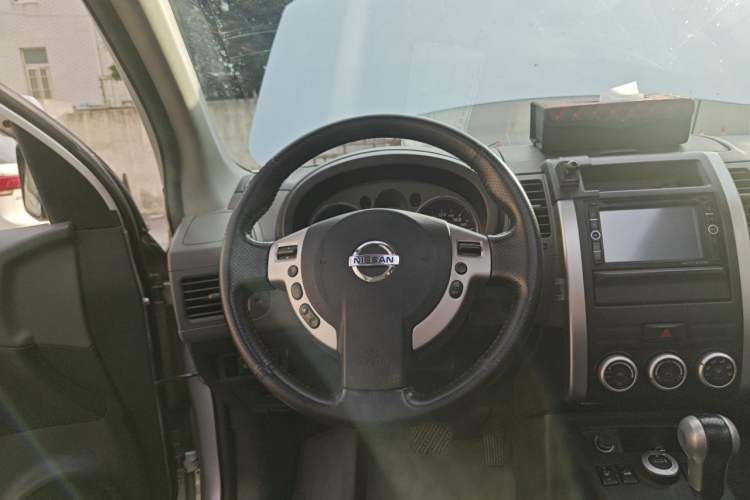 Used Nissan X-Trail 2010 2.5L CVT Flagship Edition 4WD Steering Wheel