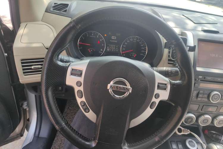 Used Nissan X-Trail 2010 2.5L CVT Flagship Edition 4WD Steering Wheel