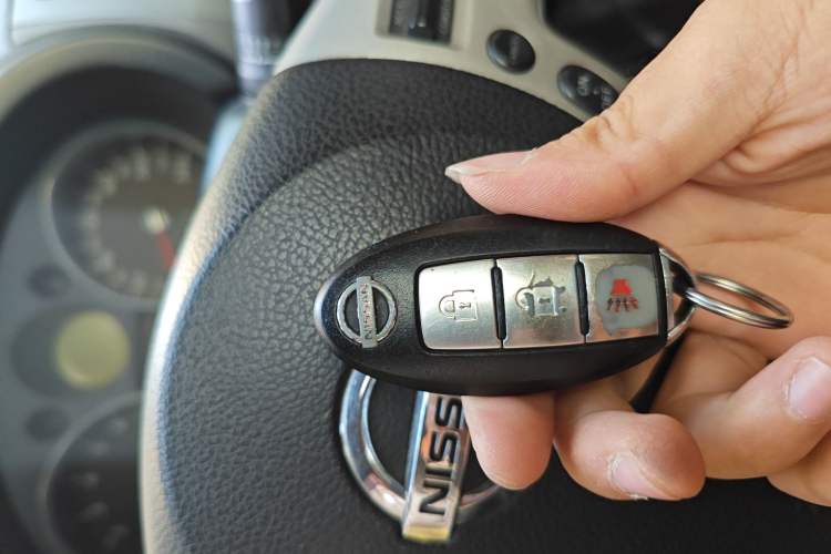 Used Nissan X-Trail 2010 2.5L CVT Flagship Edition 4WD Vehicle Key