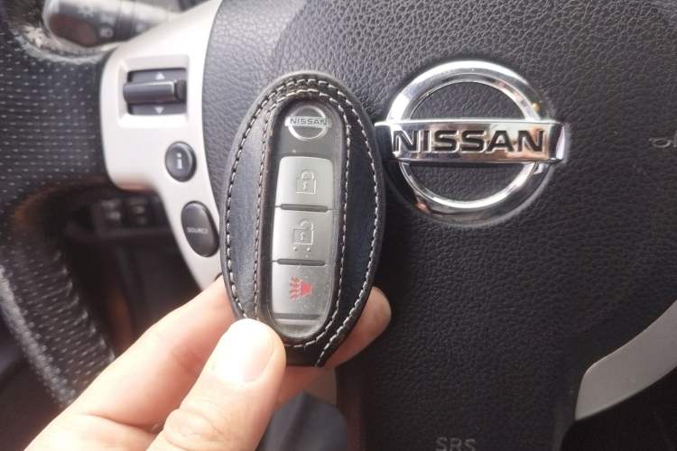 Used Nissan X-Trail 2010 2.5L CVT Luxury Edition 4WD Vehicle Key