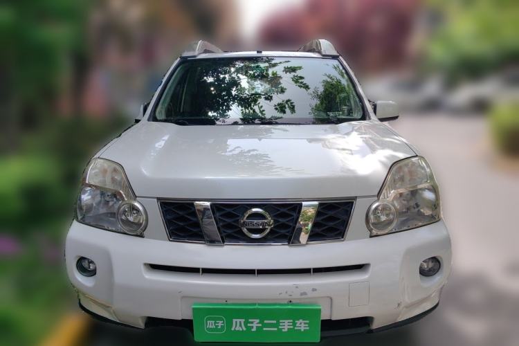 Used Nissan X-Trail 2010 2.5L CVT Luxury Edition 4WD Front