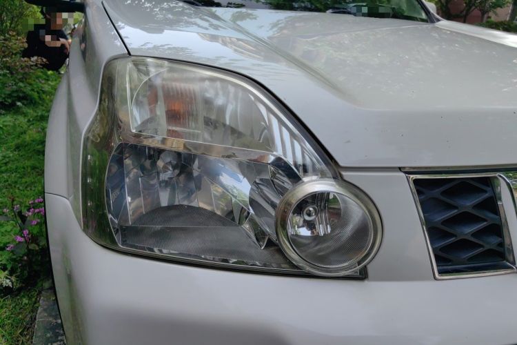 Used Nissan X-Trail 2010 2.5L CVT Luxury Edition 4WD Right Front Headlight