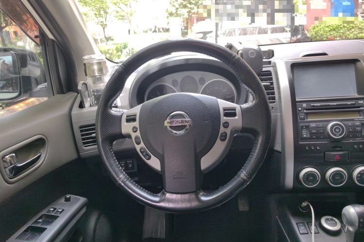 Used Nissan X-Trail 2010 2.5L CVT Luxury Edition 4WD Steering Wheel
