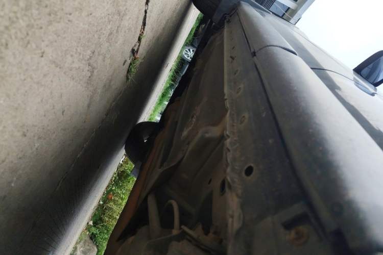Used Nissan X-Trail 2012 2.5L CVT Luxury Edition 4WD Chassis Rear Left