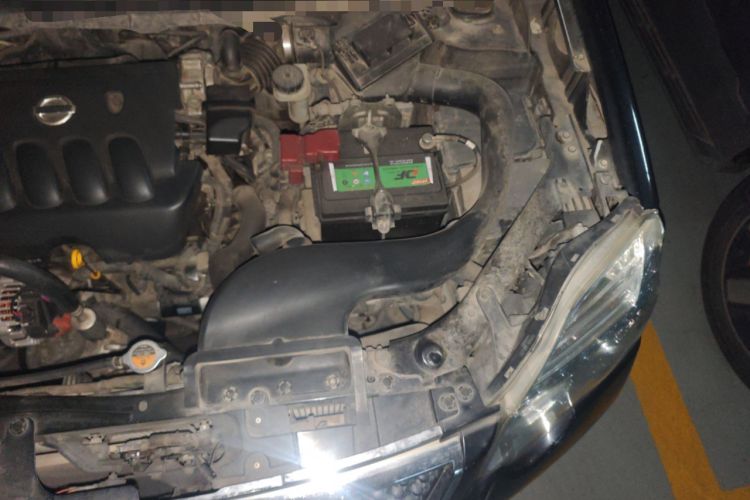 Used Nissan X-Trail 2012 2.0L CVT Comfort Edition 4WD Engine Bay Left