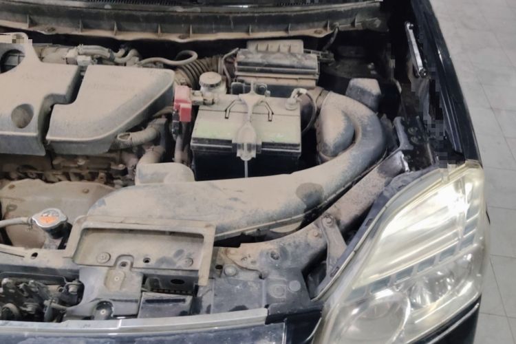 Used Nissan X-Trail 2012 2.5L CVT Luxury Edition 4WD Engine Bay Left