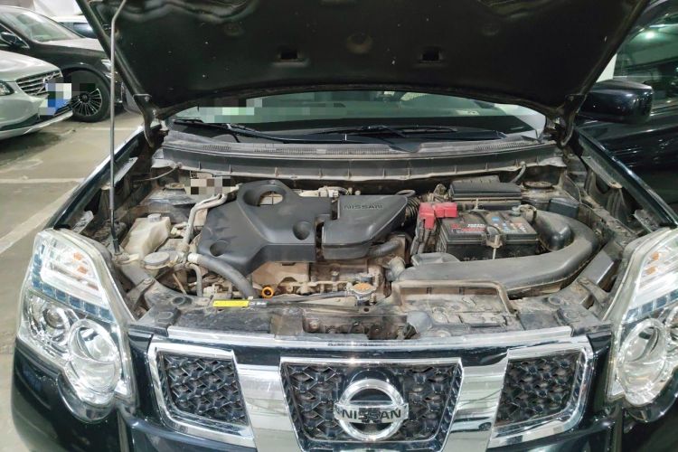 Used Nissan X-Trail 2012 2.5L CVT Luxury Edition 4WD Engine Bay