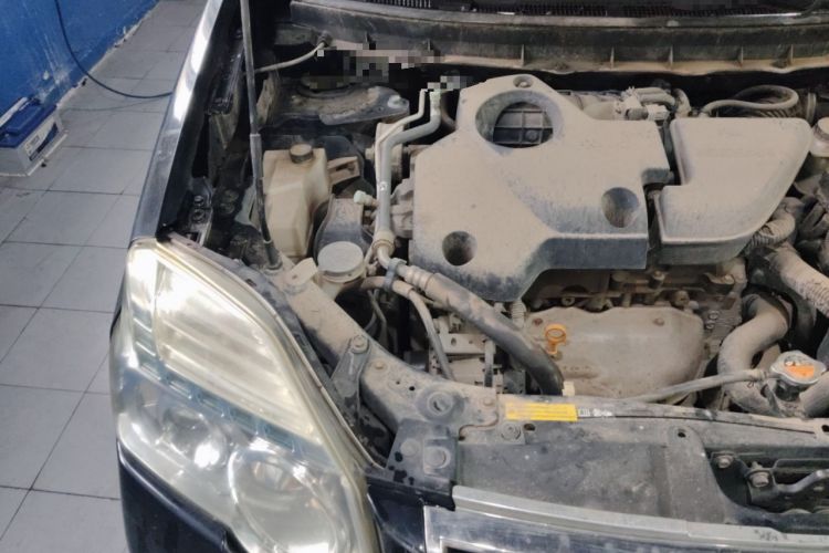 Used Nissan X-Trail 2012 2.5L CVT Luxury Edition 4WD Engine Bay Right