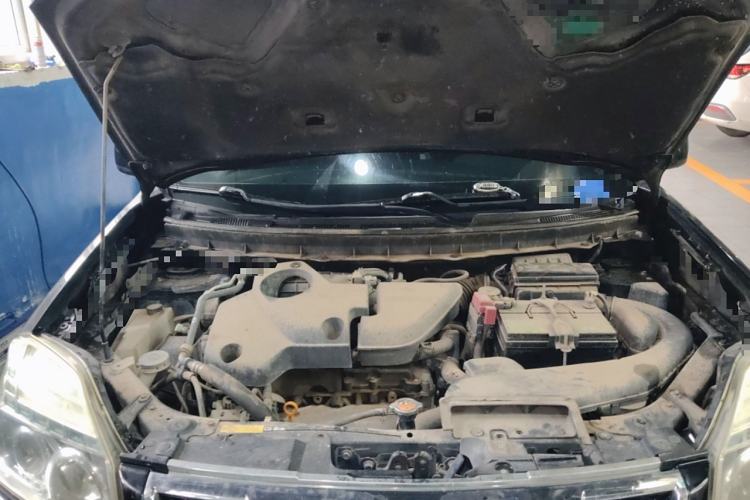Used Nissan X-Trail 2012 2.5L CVT Luxury Edition 4WD Engine Bay