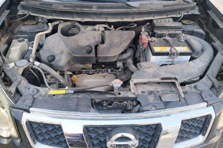 Used Nissan X-Trail 2012 2.5L CVT Luxury Edition 4WD Engine Bay