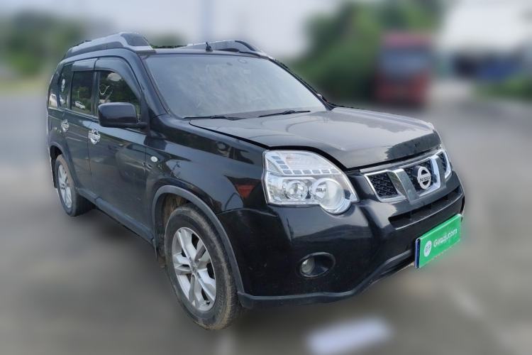 Used Nissan X-Trail 2012 2.5L CVT Luxury Edition 4WD Front Right 45 Deg