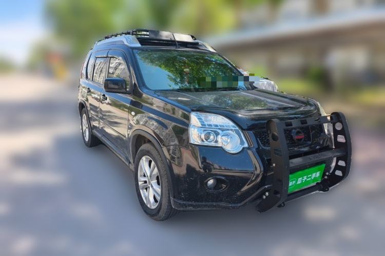 Used Nissan X-Trail 2012 2.5L CVT Luxury Edition 4WD Front Right 45 Deg