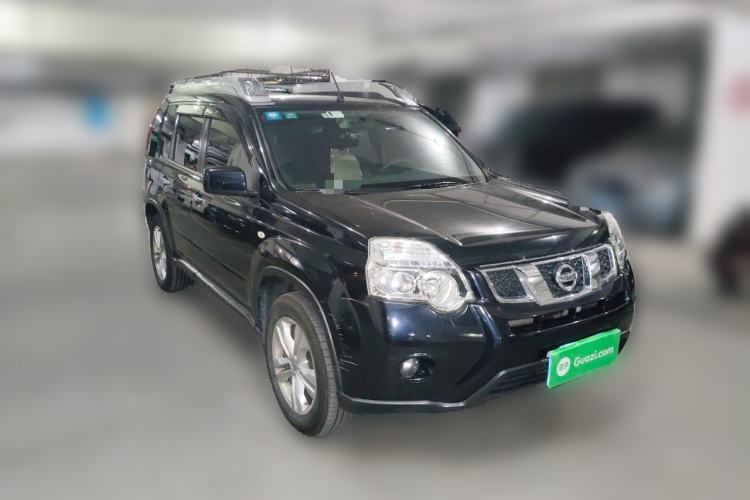 Used Nissan X-Trail 2012 2.5L CVT Luxury Edition 4WD Front Right 45 Deg