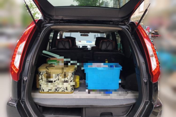 Used Nissan X-Trail 2012 2.5L CVT Luxury Edition 4WD Trunk