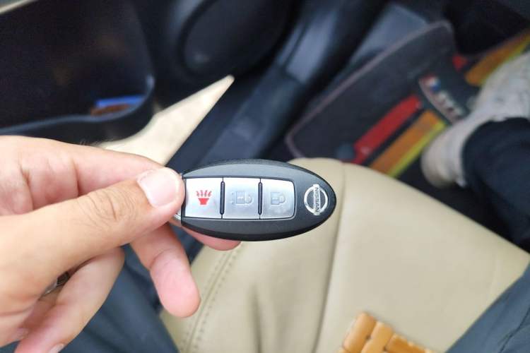 Used Nissan X-Trail 2012 2.5L CVT Luxury Edition 4WD Vehicle Key