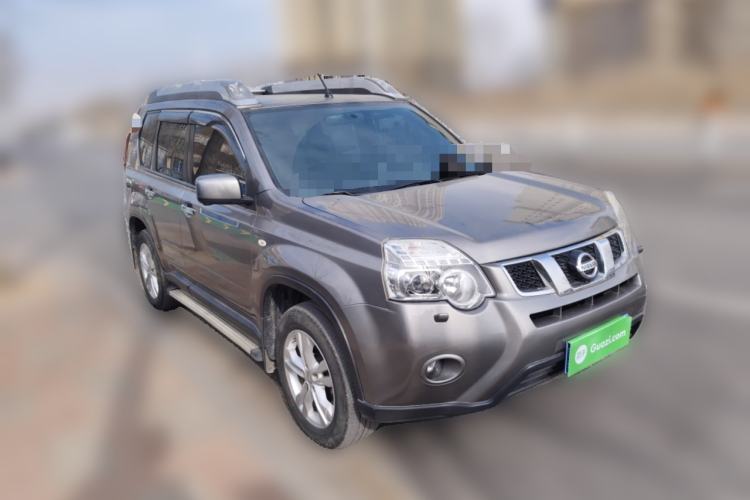 Used Nissan X-Trail 2012 2.5L CVT Luxury Edition 4WD Front Right 45 Deg