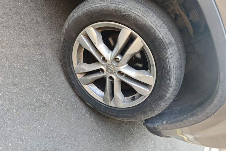 Used Nissan X-Trail 2012 2.5L CVT Flagship Edition 4WD Right Front Wheel Hub