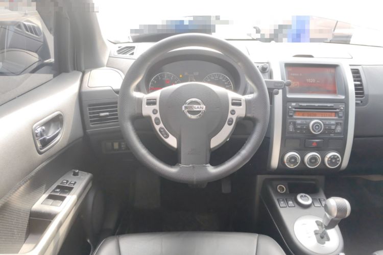 Used Nissan X-Trail 2012 2.5L CVT Luxury Edition 4WD Steering Wheel
