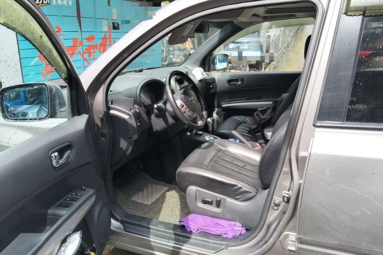 Used Nissan X-Trail 2012 2.5L CVT Flagship Edition 4WD Driver Seat