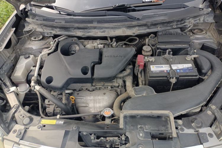 Used Nissan X-Trail 2012 2.5L CVT Luxury Edition 4WD Engine Bay