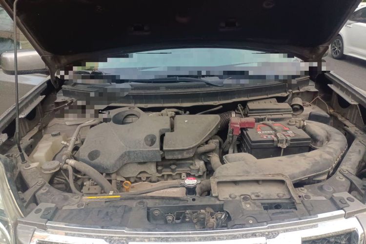 Used Nissan X-Trail 2012 2.5L CVT Luxury Edition 4WD Engine Bay