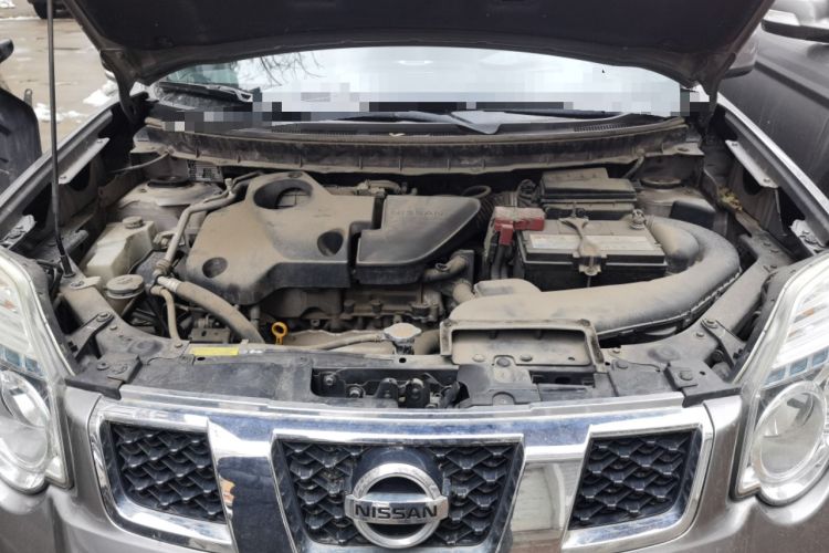 Used Nissan X-Trail 2012 2.5L CVT Luxury Edition 4WD Engine Bay