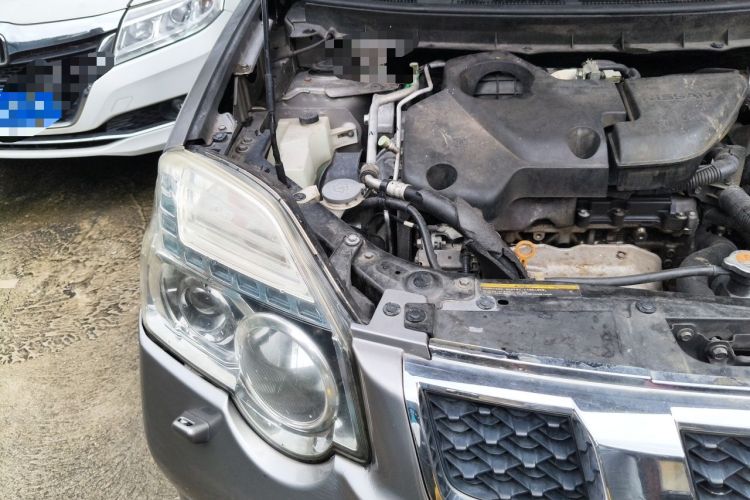 Used Nissan X-Trail 2012 2.5L CVT Flagship Edition 4WD Engine Bay Right