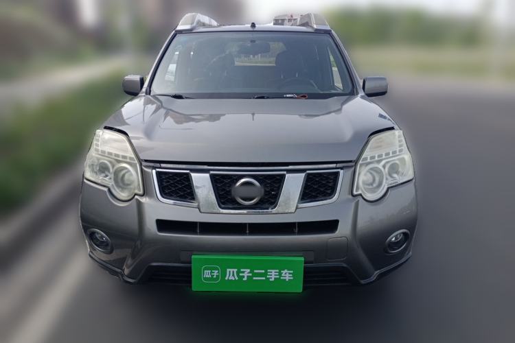 Used Nissan X-Trail 2012 2.5L CVT Luxury Edition 4WD Front