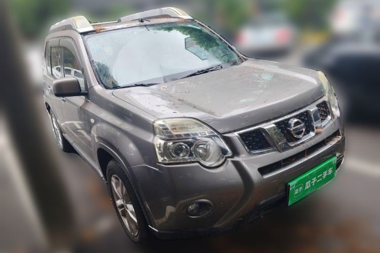 Used Nissan X-Trail 2012 2.5L CVT Luxury Edition 4WD Front Right 45 Deg