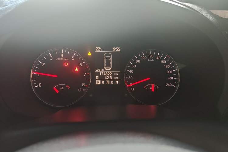 Used Nissan X-Trail 2012 2.5L CVT Luxury Edition 4WD Instrument Cluster