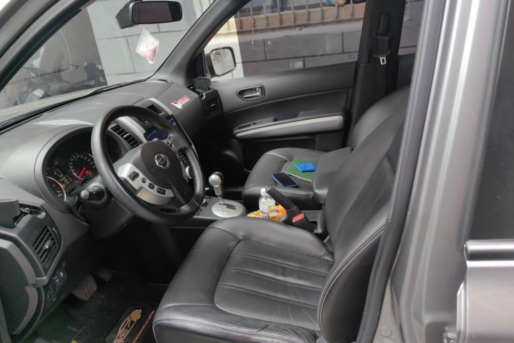 Used Nissan X-Trail 2012 2.5L CVT Luxury Edition 4WD Left Front Seat