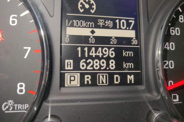 Used Nissan X-Trail 2012 2.5L CVT Luxury Edition 4WD Odometer Close Up