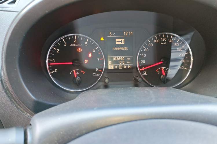 Used Nissan X-Trail 2012 2.5L CVT Luxury Edition 4WD Odometer Close Up