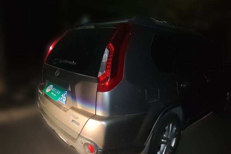 Used Nissan X-Trail 2012 2.5L CVT Luxury Edition 4WD Rear Right 45 Deg