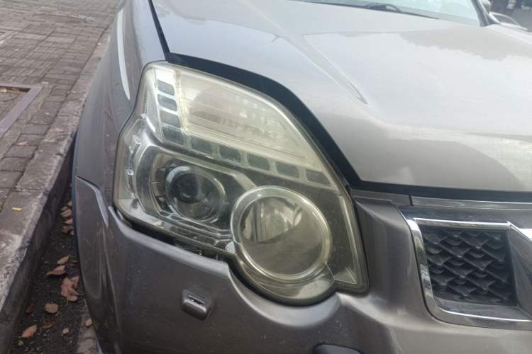 Used Nissan X-Trail 2012 2.5L CVT Flagship Edition 4WD Right Front Headlight