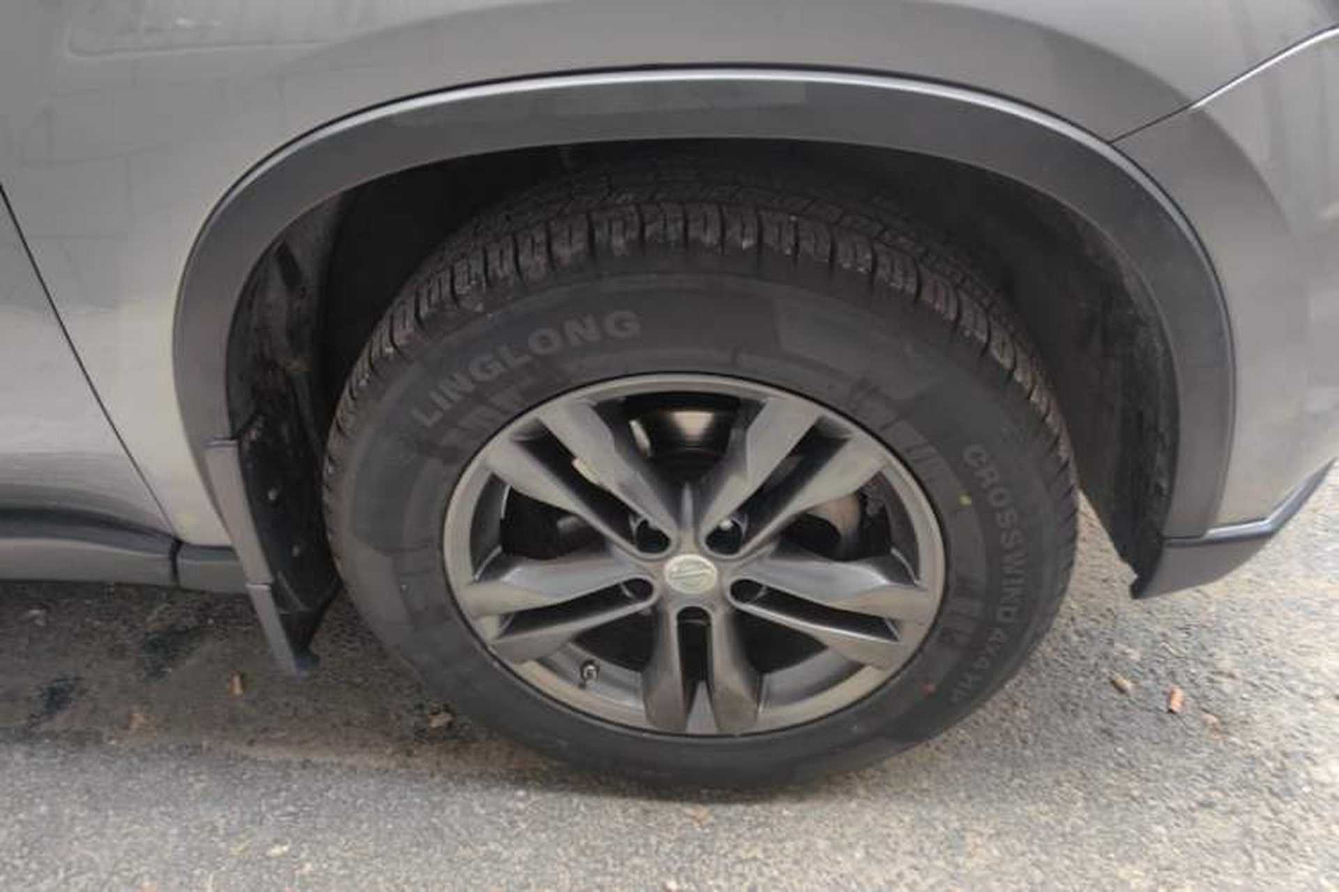 Used Nissan X-Trail 2012 2.5L CVT Luxury Edition 4WD Right Front Wheel Hub