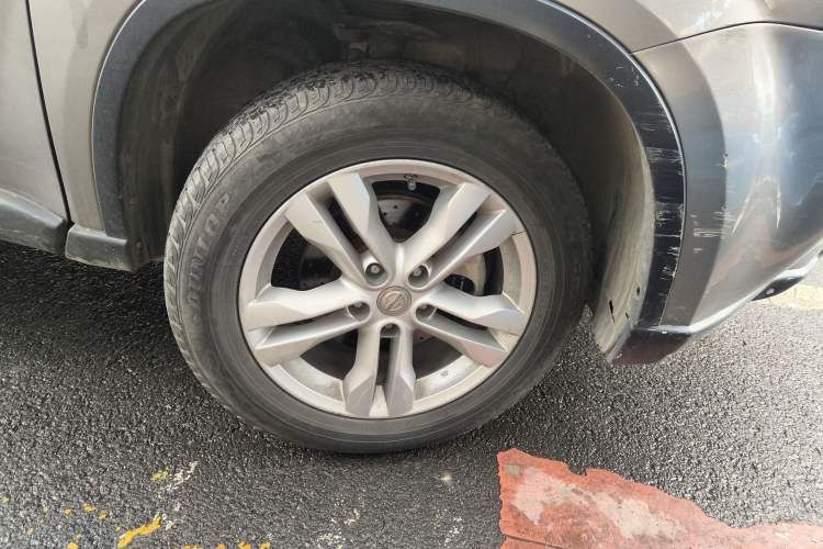 Used Nissan X-Trail 2012 2.5L CVT Luxury Edition 4WD Right Front Wheel Hub