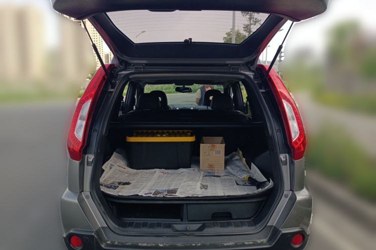 Used Nissan X-Trail 2012 2.5L CVT Luxury Edition 4WD Trunk