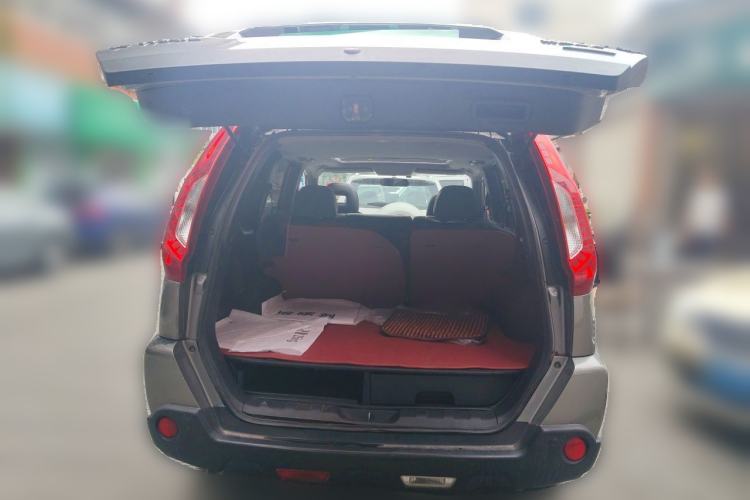 Used Nissan X-Trail 2012 2.5L CVT Luxury Edition 4WD Trunk