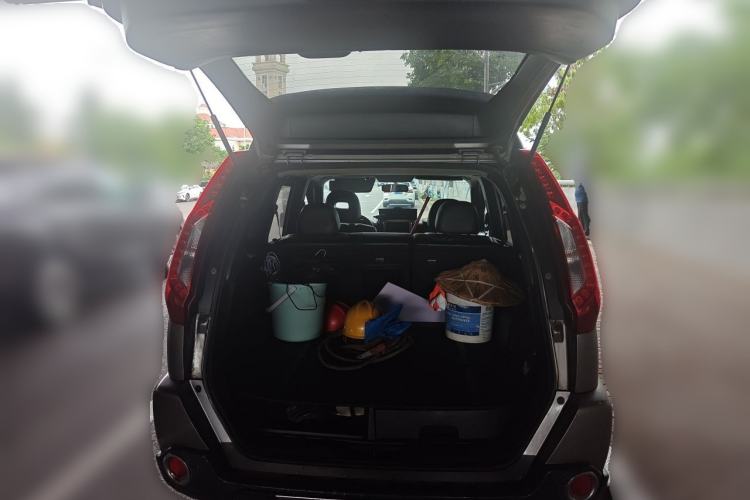 Used Nissan X-Trail 2012 2.5L CVT Luxury Edition 4WD Trunk