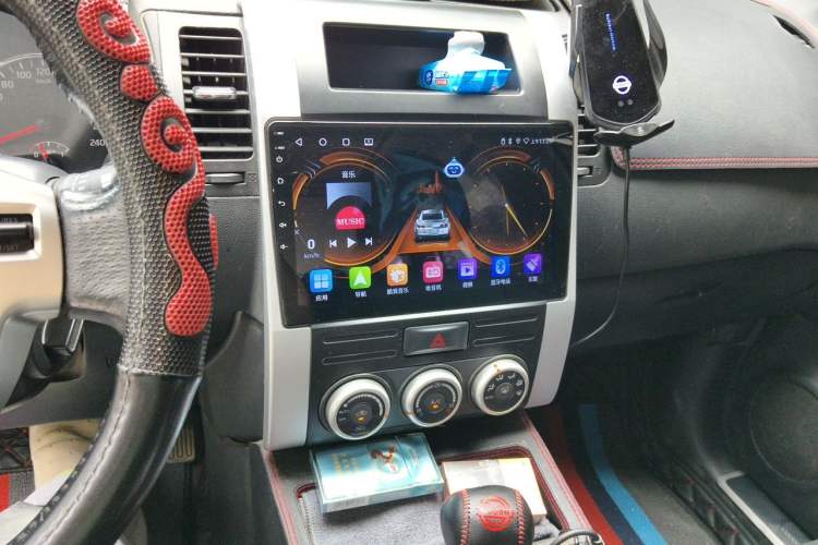 Used Nissan X-Trail 2012 2.5L CVT Luxury Edition 4WD Audio And AC Panel