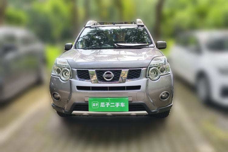 Used Nissan X-Trail 2012 2.5L CVT Luxury Edition 4WD Front