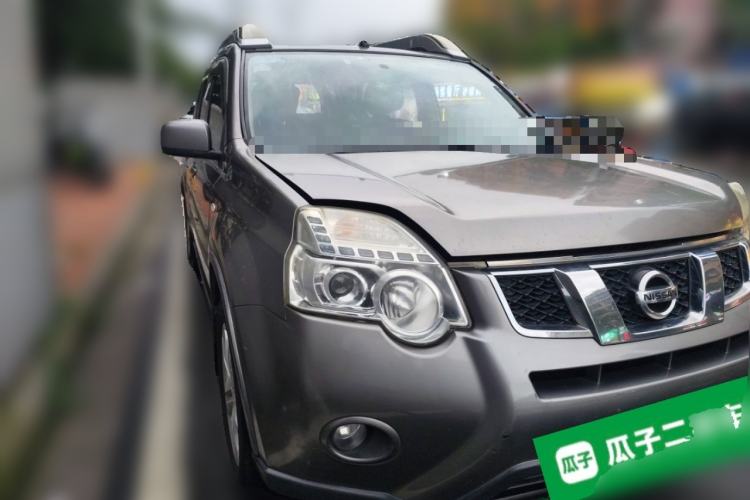 Used Nissan X-Trail 2012 2.5L CVT Luxury Edition 4WD Front Right 45 Deg