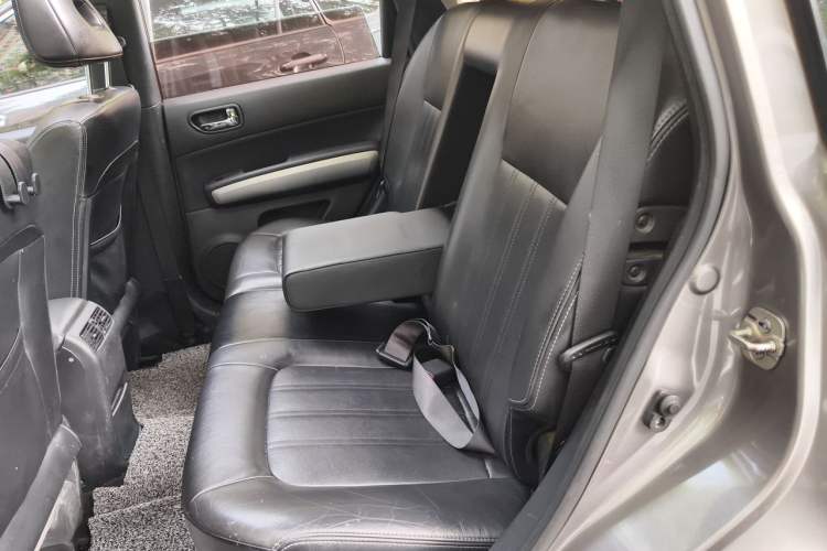 Used Nissan X-Trail 2012 2.5L CVT Luxury Edition 4WD Left Rear Seat