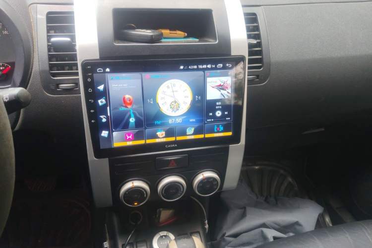 Used Nissan X-Trail 2012 2.5L CVT Luxury Edition 4WD Audio And AC Panel