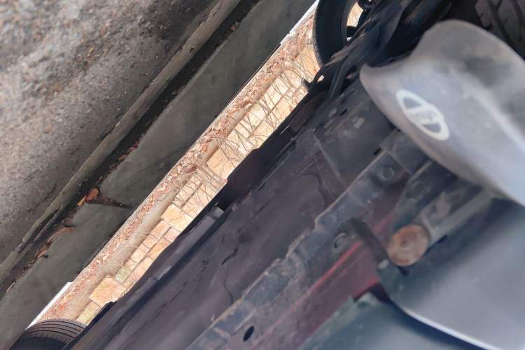 Used Nissan X-Trail 2012 2.5L CVT Ultimate Edition 4WD Chassis Front Left